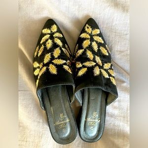 Amanda Blu Shoes Size 8